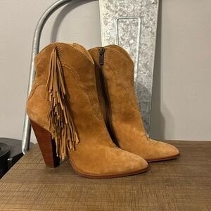 Frye Heeled Boots w/ Fringe NWT 10